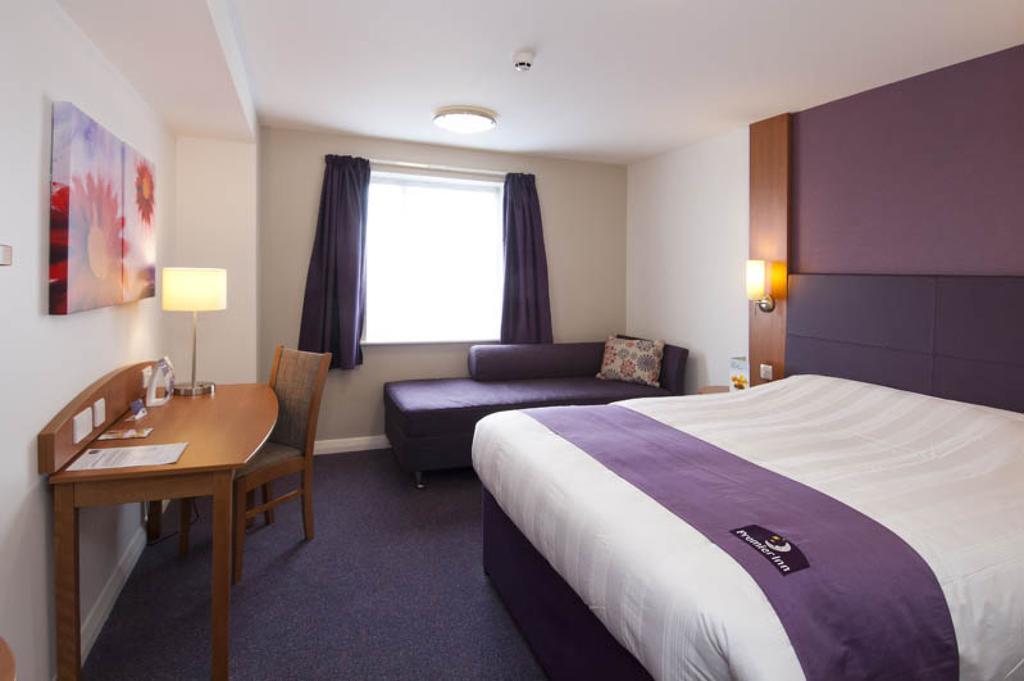 Premier Inn Portishead Ngoại thất bức ảnh